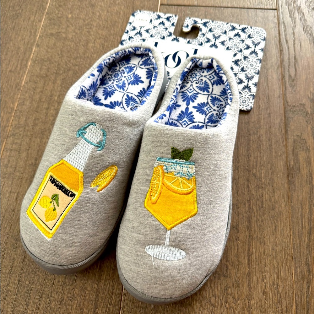 New! 🍋🍋✨Kooba Lemoncello 🍋 slippers size 8-9